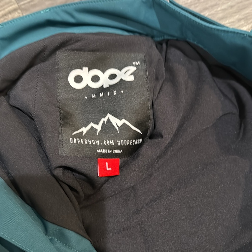 Dope women’s snow pants size large - Picture 4 of 5